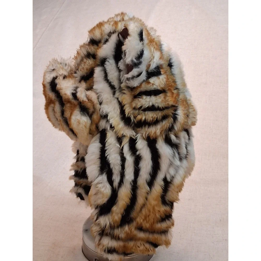 City Hunter USA Tiger Faux Fur Trapper Hat Kids OS Orange Black Animal strap